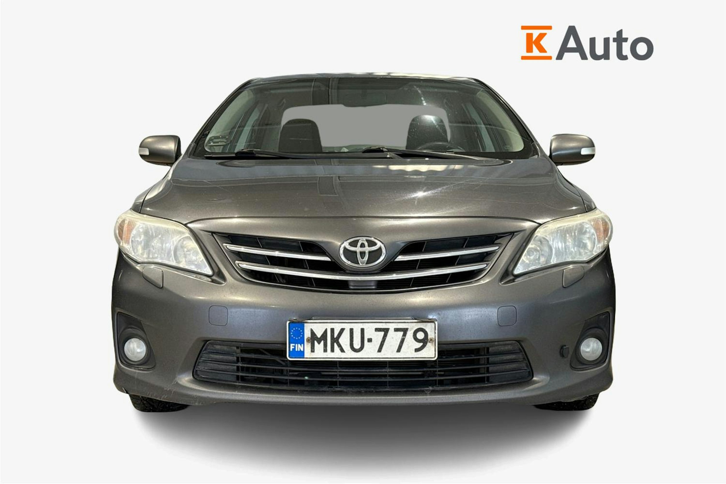 harmaa Toyota Corolla 2013 kuva 4.