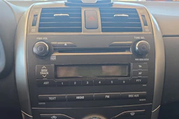 harmaa Toyota Corolla 2013 kuva 24.