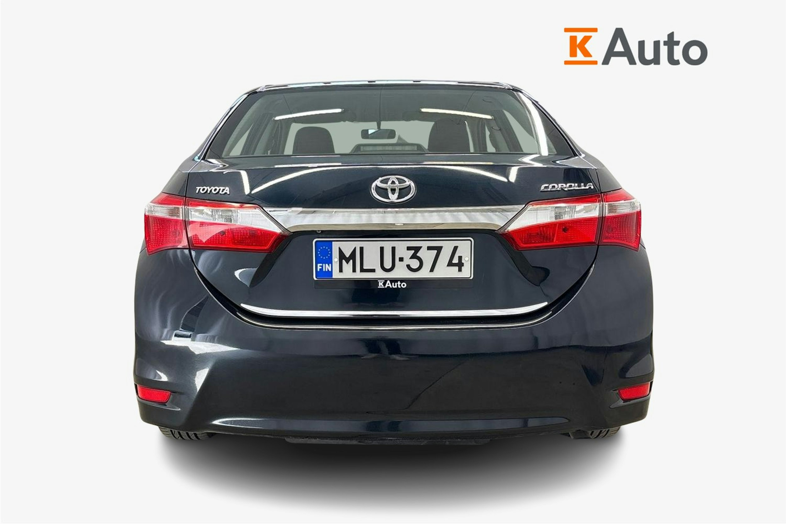 harmaa Toyota Corolla 2014 kuva 3.