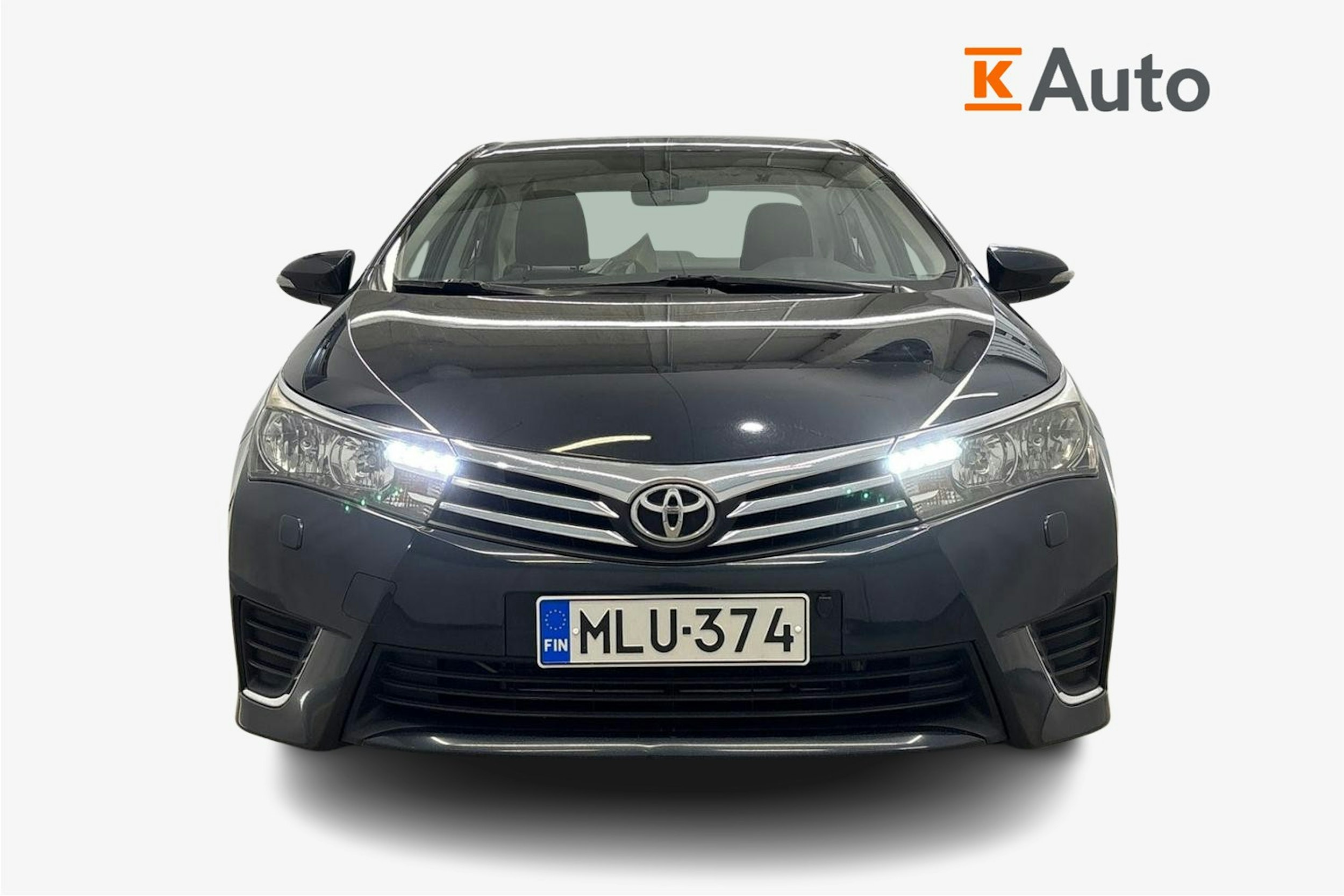 harmaa Toyota Corolla 2014 kuva 5.