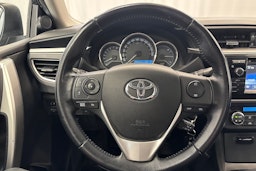 harmaa Toyota Corolla 2014 kuva 16.