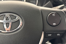 harmaa Toyota Corolla 2014 kuva 18.