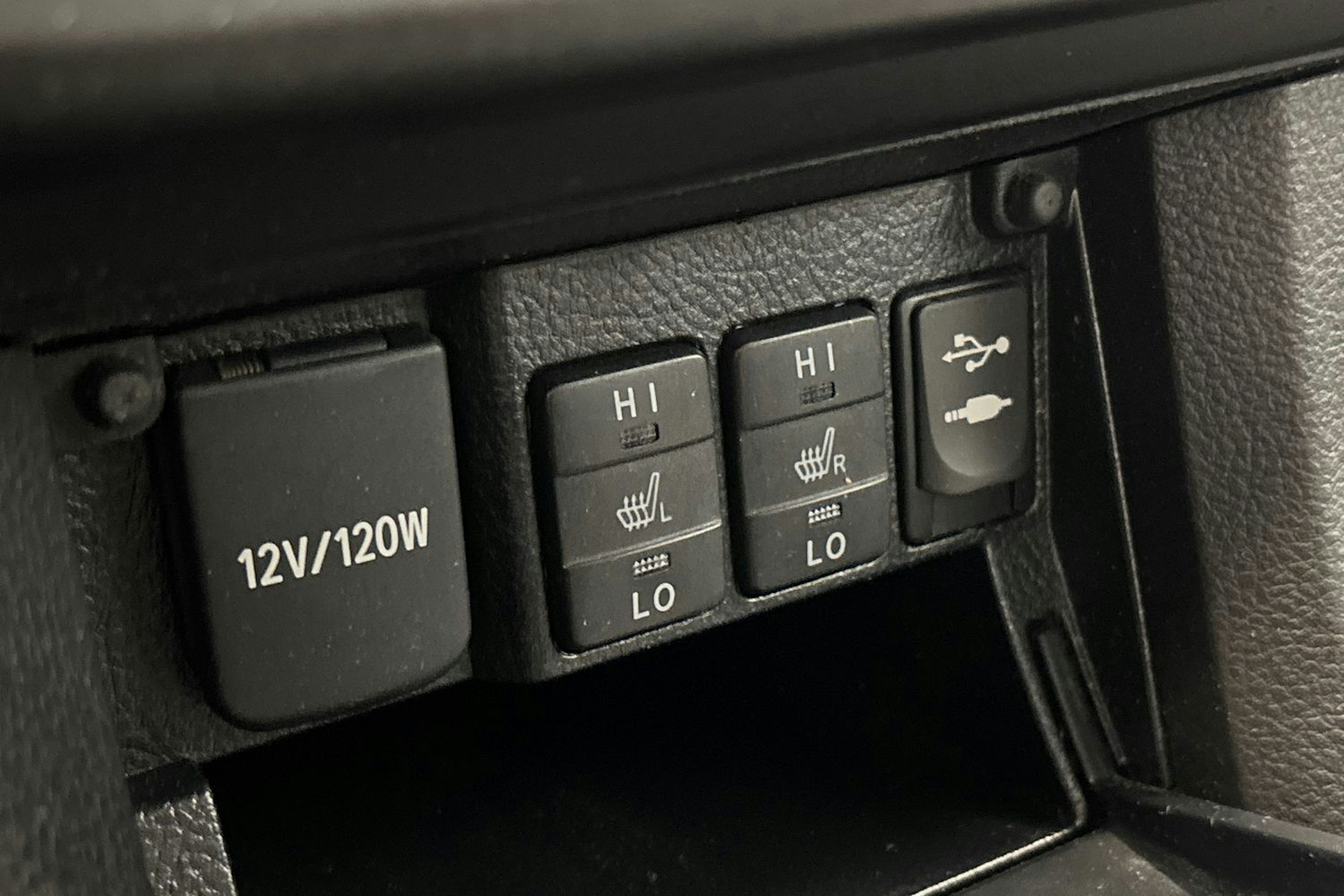 harmaa Toyota Corolla 2014 kuva 27.