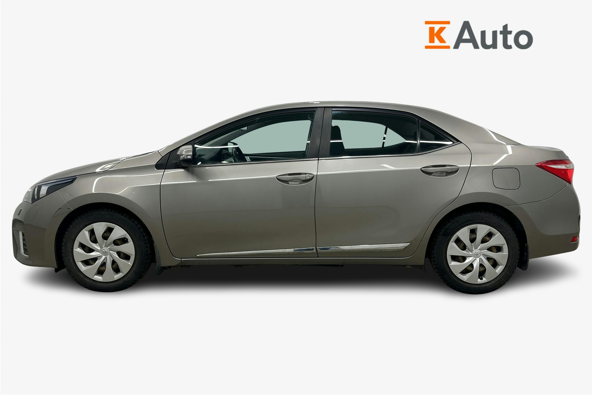 ruskea (beige) Toyota Corolla 2015 kuva 5.