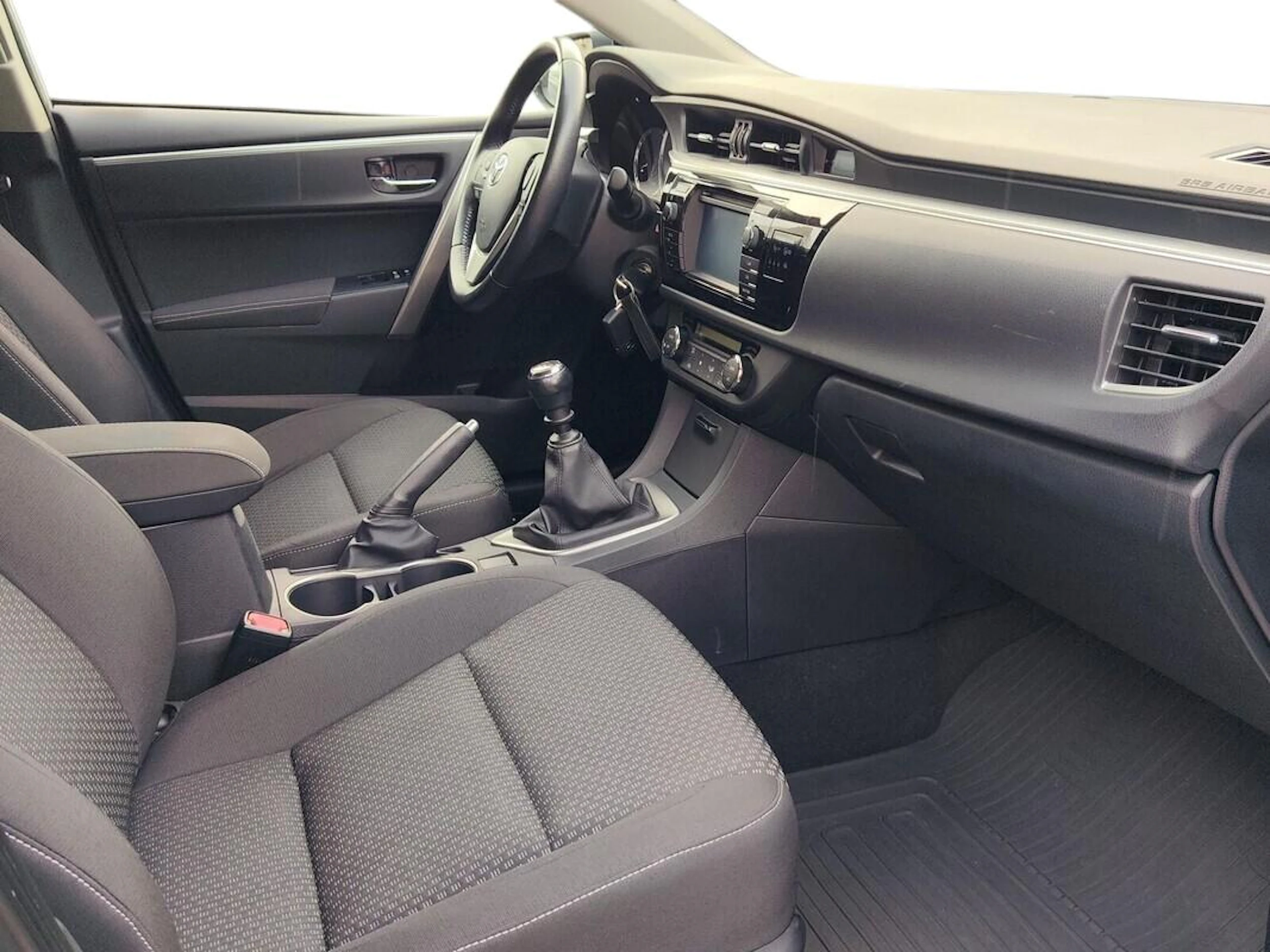 hopea Toyota Corolla 2016 kuva 8.