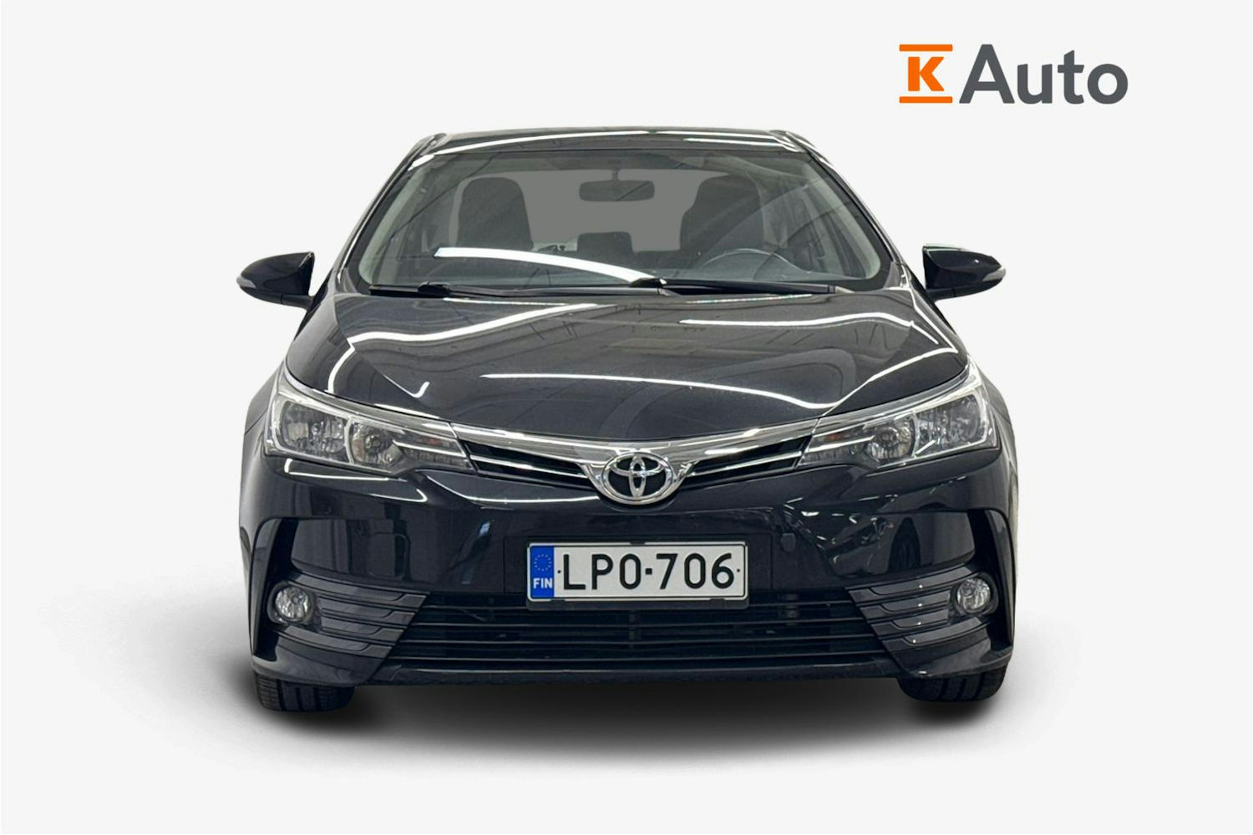 musta Toyota Corolla 2016 kuva 5.