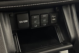 musta Toyota Corolla 2016 kuva 27.