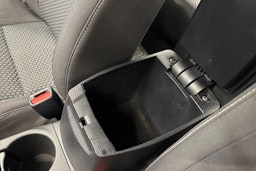 musta Toyota Corolla 2016 kuva 30.