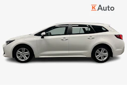 valkoinen Toyota Corolla 2019 kuva 7.
