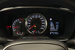 valkoinen Toyota Corolla 2019 kuva 22.