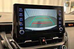 valkoinen Toyota Corolla 2019 kuva 25.