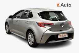 valkoinen Toyota Corolla 2019 kuva 2.
