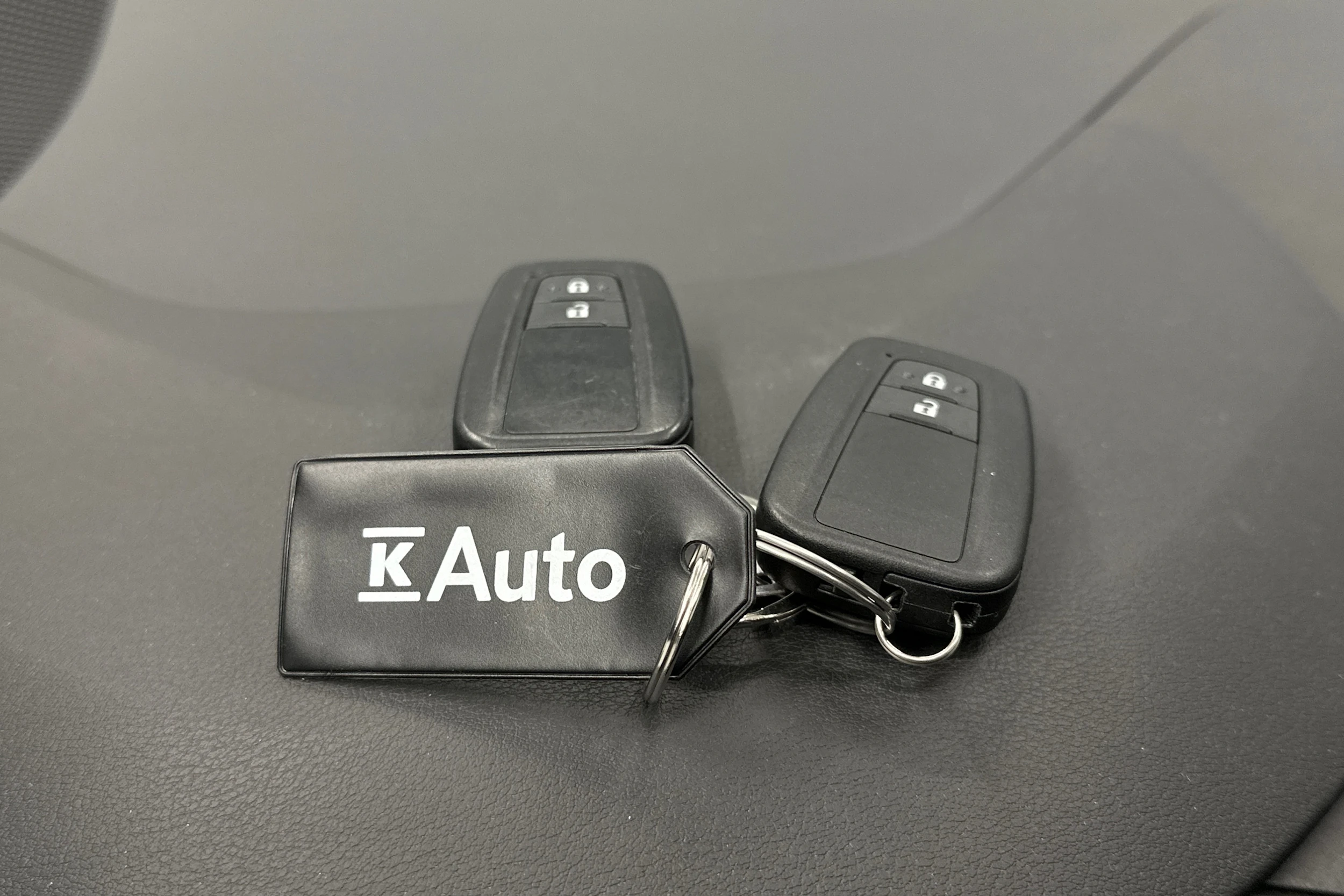 valkoinen Toyota Corolla 2019 kuva 24.