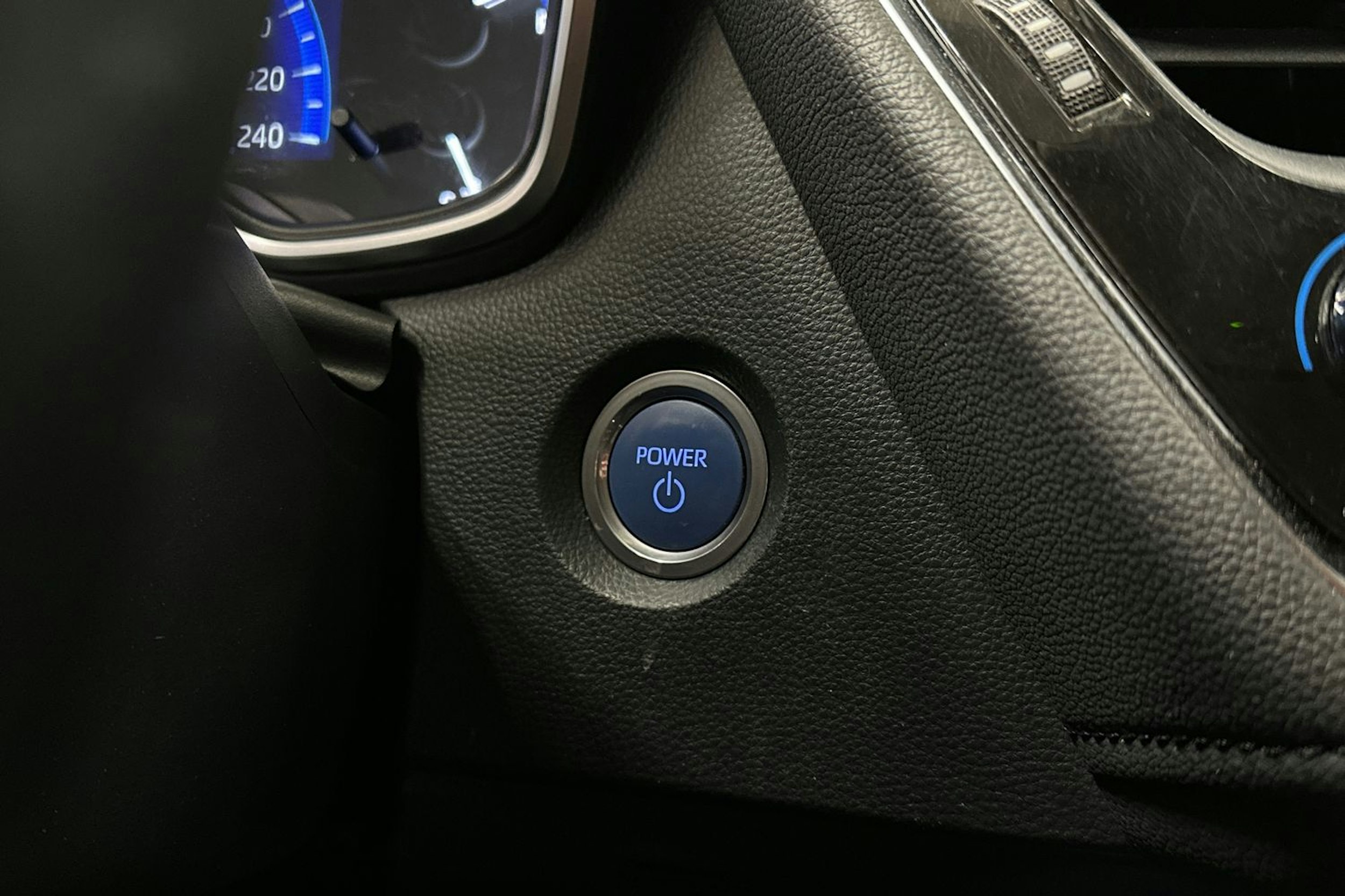 hopea Toyota Corolla 2019 kuva 21.