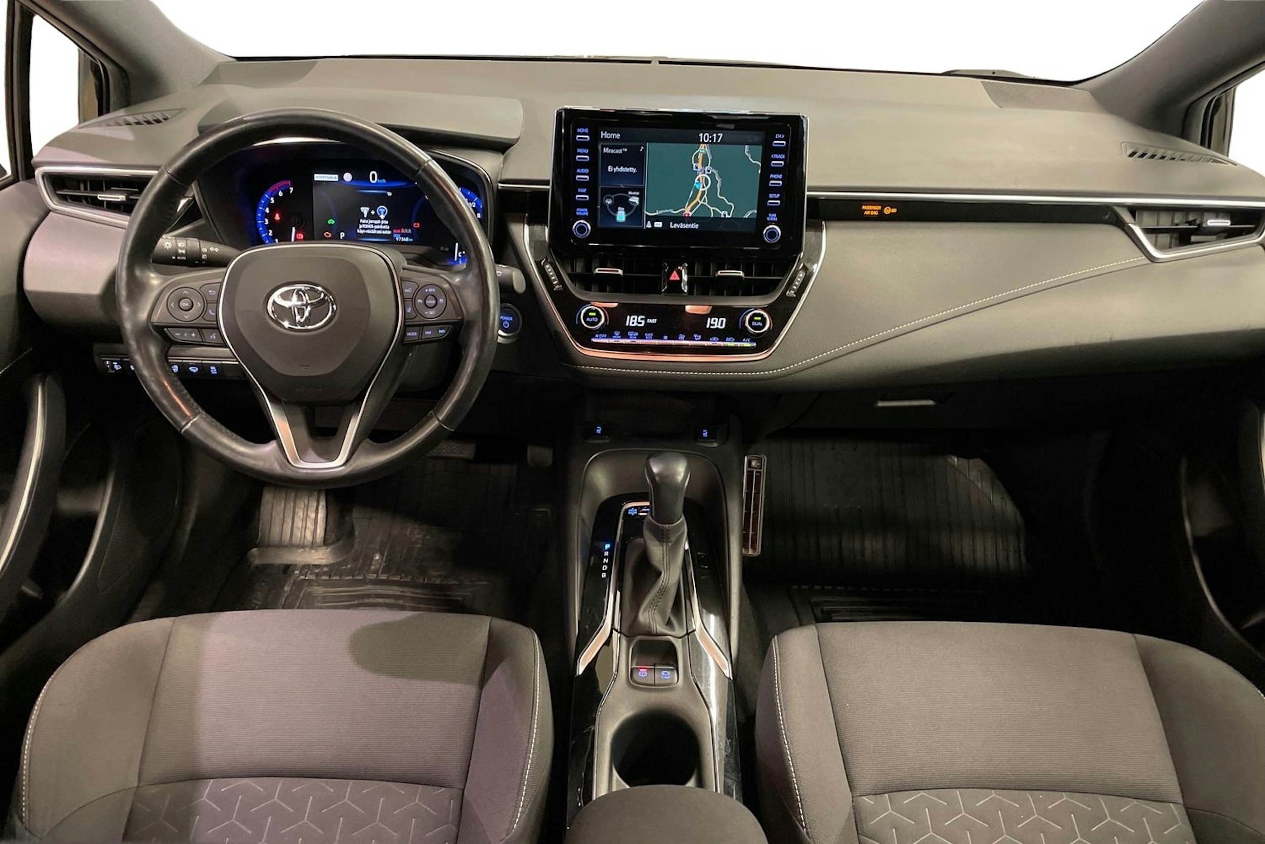 musta Toyota Corolla 2019 kuva 9.