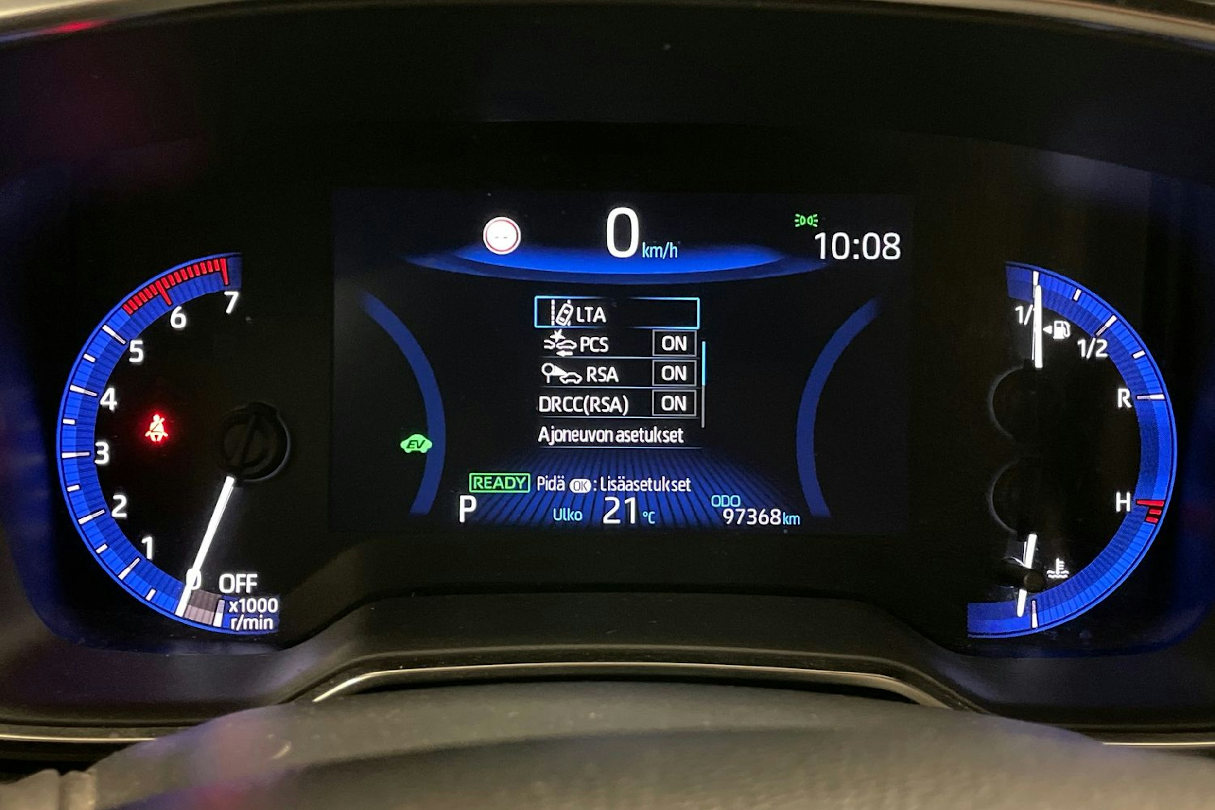 musta Toyota Corolla 2019 kuva 19.