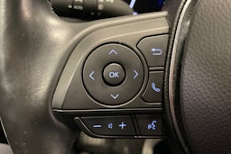 musta Toyota Corolla 2019 kuva 21.