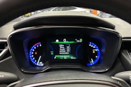 valkoinen Toyota Corolla 2019 kuva 21.