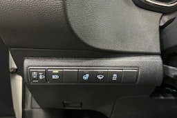 valkoinen Toyota Corolla 2019 kuva 24.