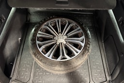 ruskea (beige) Toyota Corolla 2019 kuva 13.