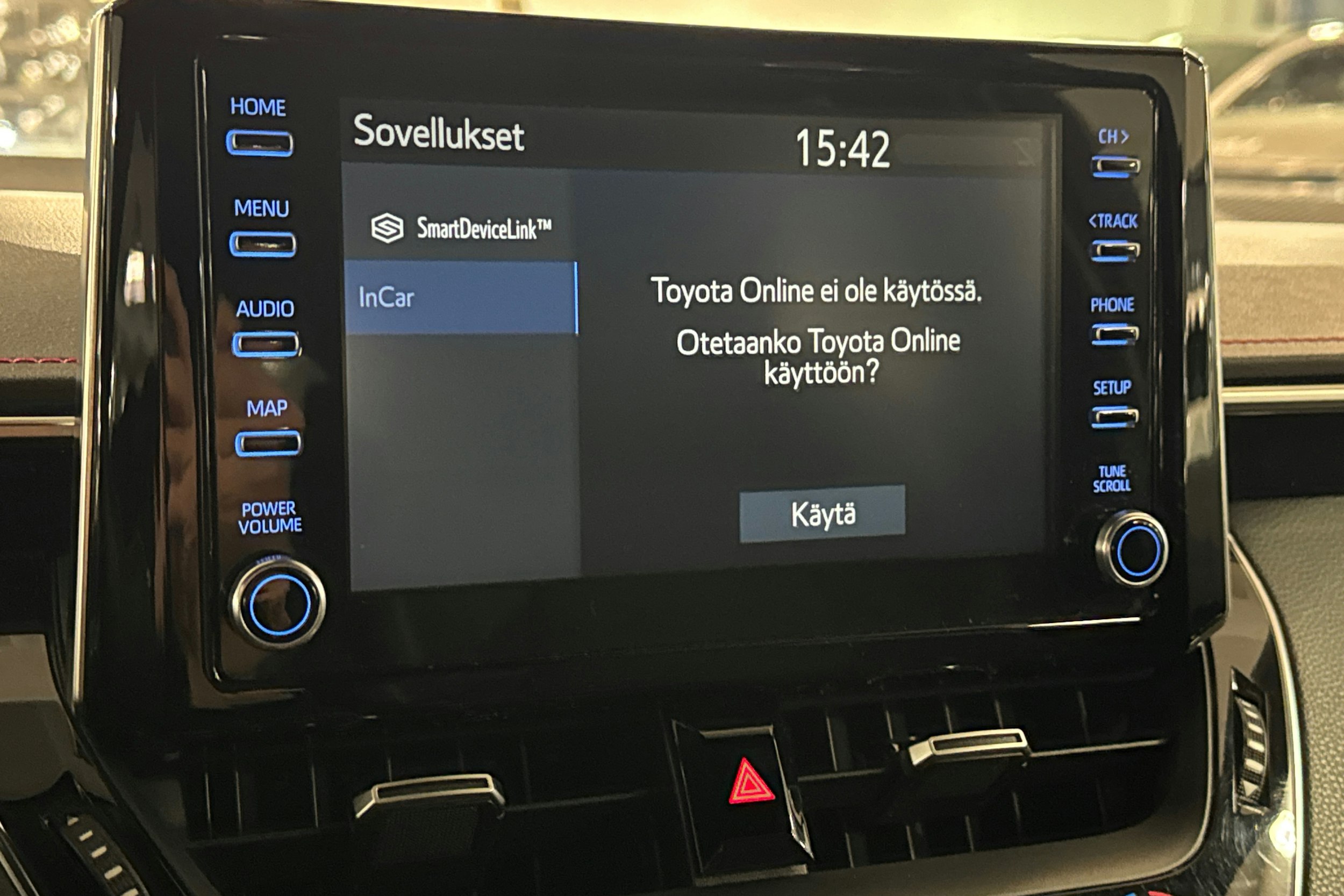 ruskea (beige) Toyota Corolla 2019 kuva 18.