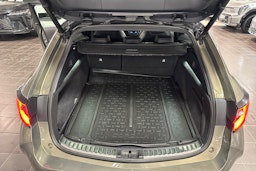 ruskea (beige) Toyota Corolla 2019 kuva 26.