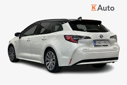 valkoinen Toyota Corolla 2019 kuva 2.