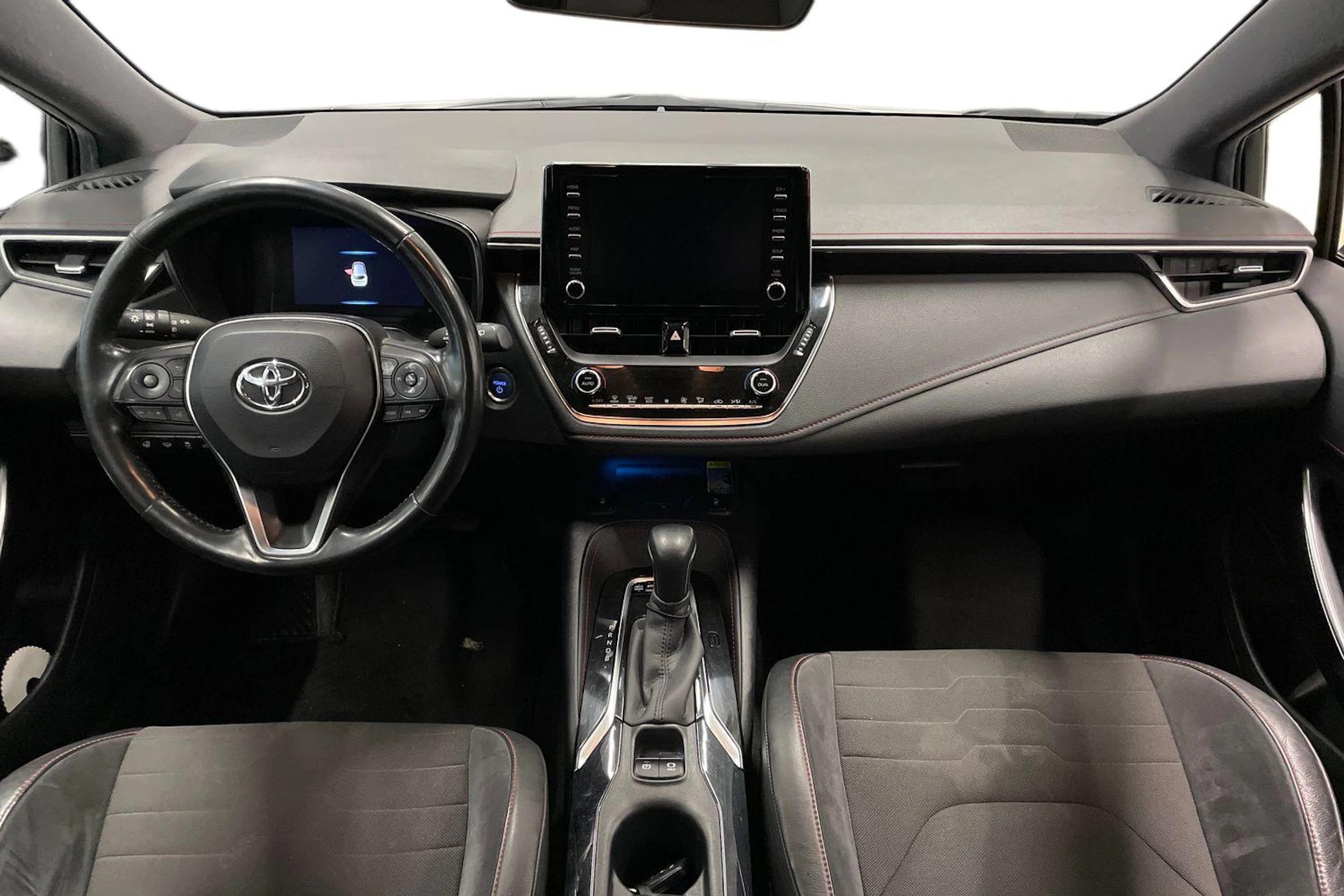 valkoinen Toyota Corolla 2019 kuva 7.