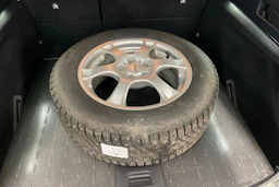 valkoinen Toyota Corolla 2019 kuva 10.