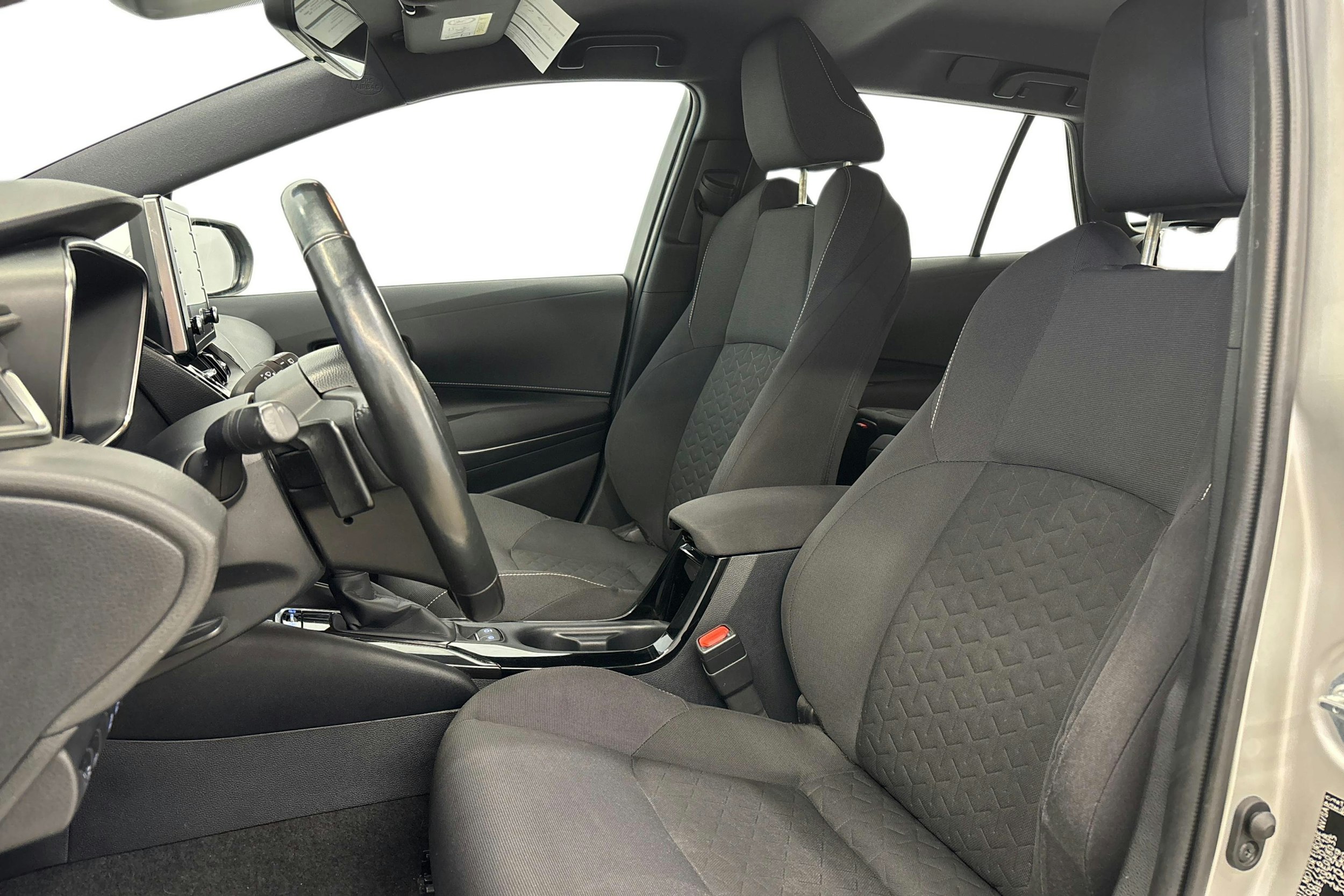 hopea Toyota Corolla 2019 kuva 9.