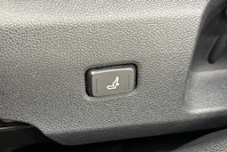 hopea Toyota Corolla 2019 kuva 29.