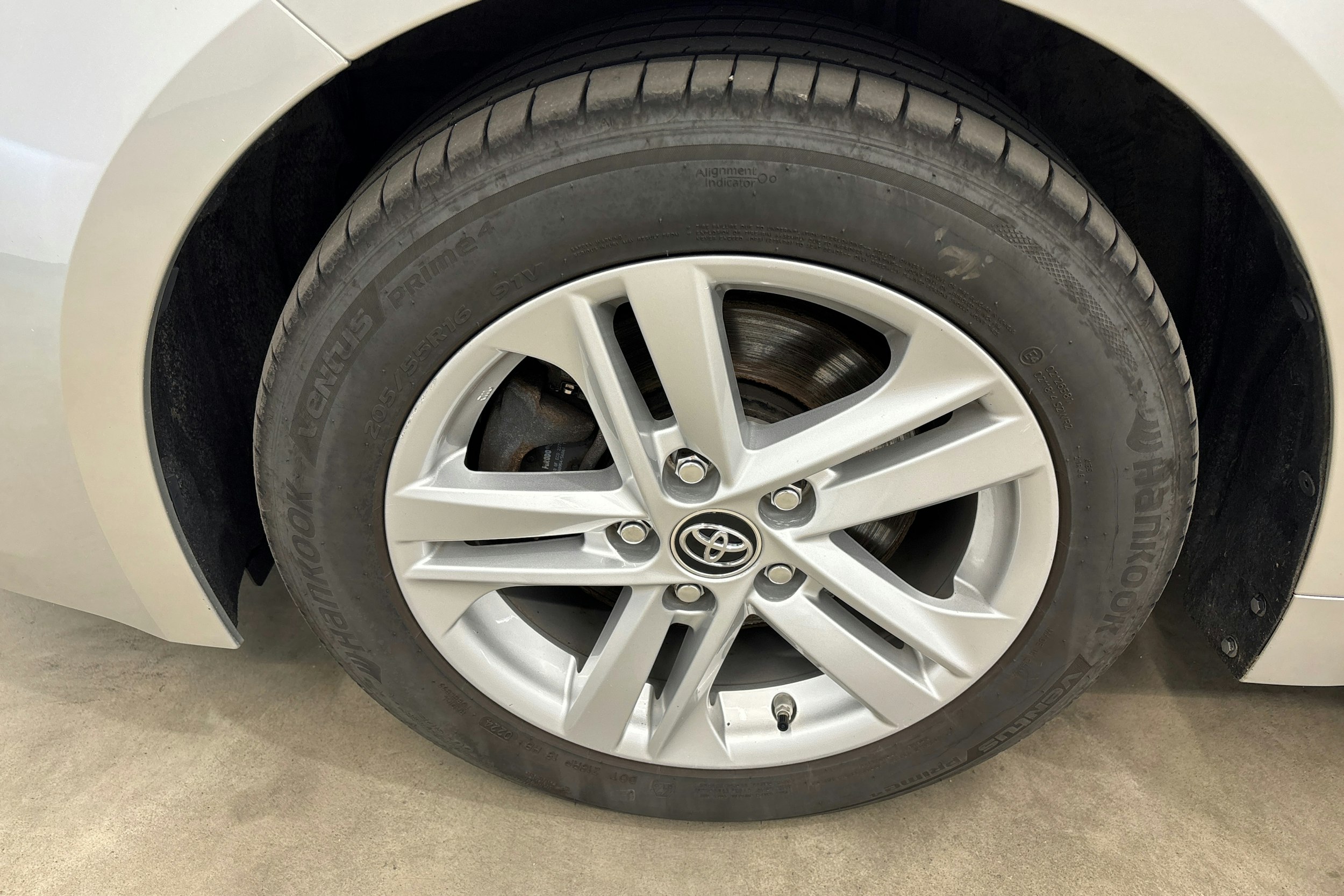 hopea Toyota Corolla 2019 kuva 30.