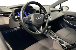 ruskea (beige) Toyota Corolla 2019 kuva 6.