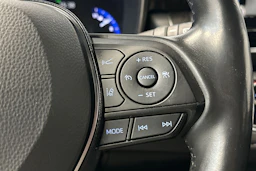 ruskea (beige) Toyota Corolla 2019 kuva 16.