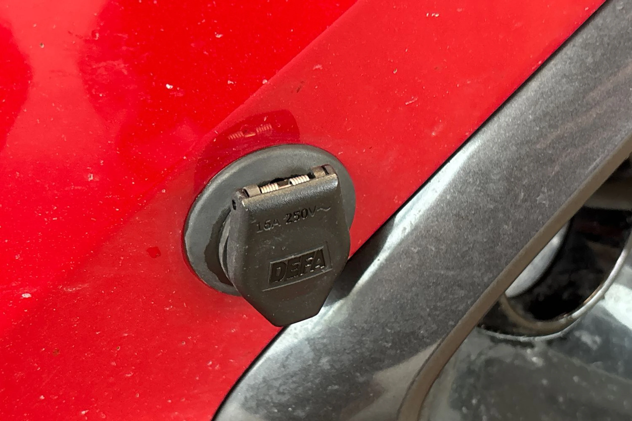 punainen Toyota Corolla 2019 kuva 4.