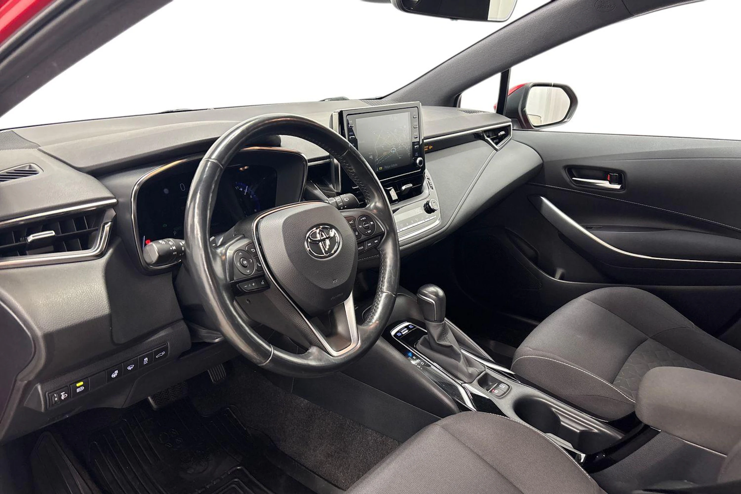 punainen Toyota Corolla 2019 kuva 6.