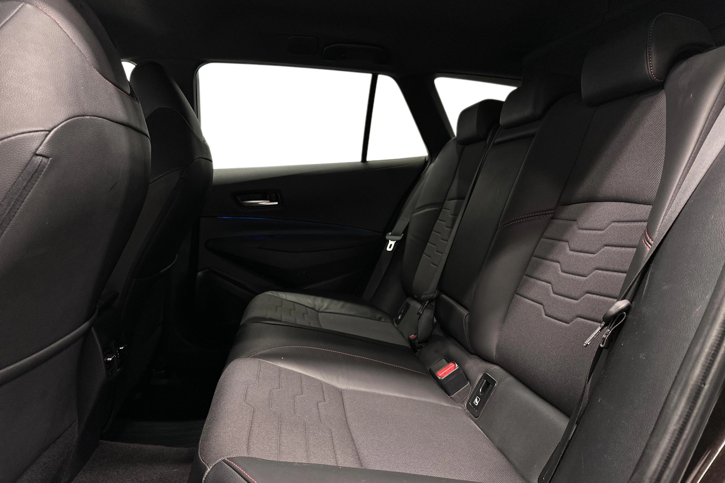 ruskea (beige) Toyota Corolla 2019 kuva 10.