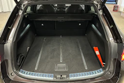 ruskea (beige) Toyota Corolla 2019 kuva 14.