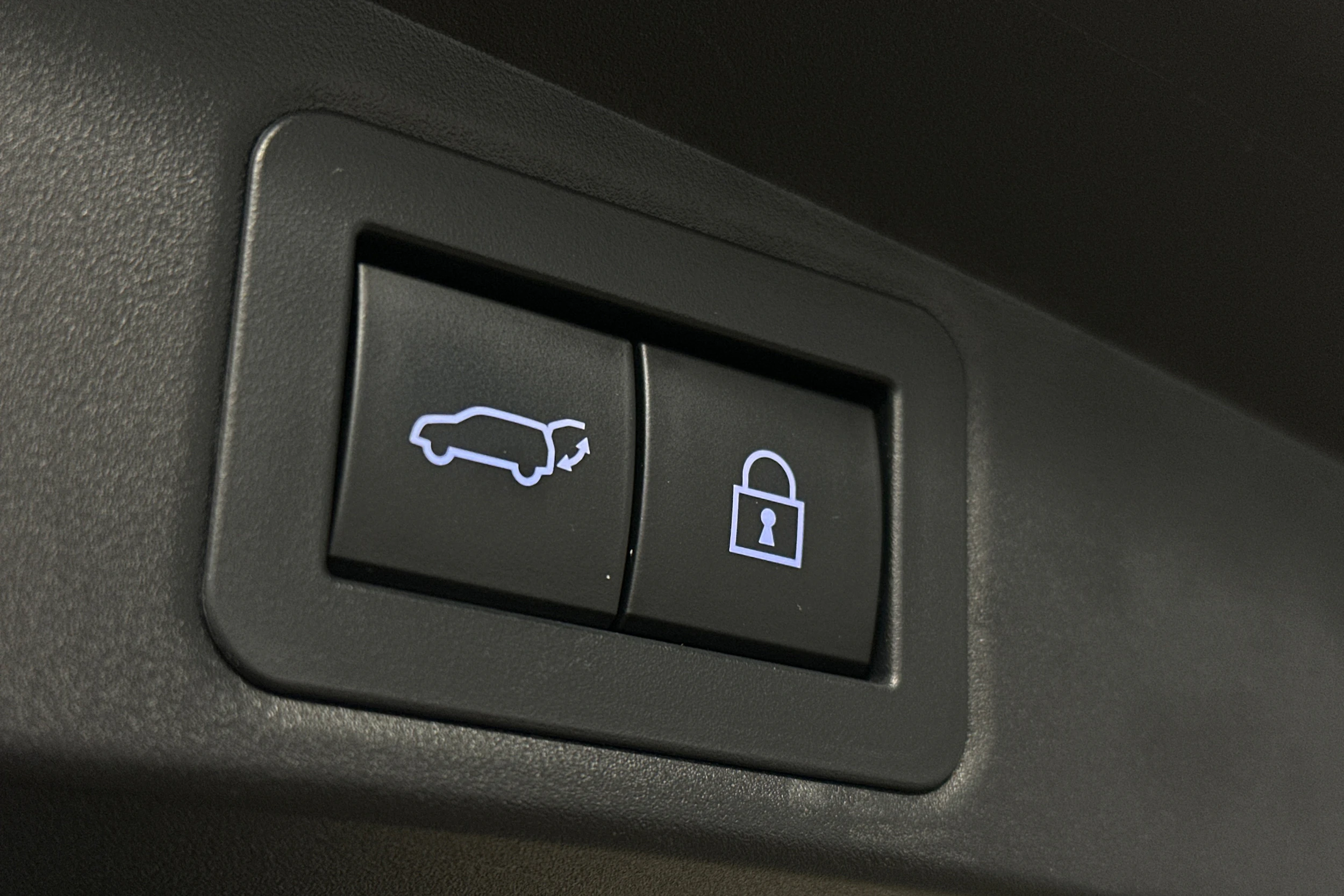 ruskea (beige) Toyota Corolla 2019 kuva 15.