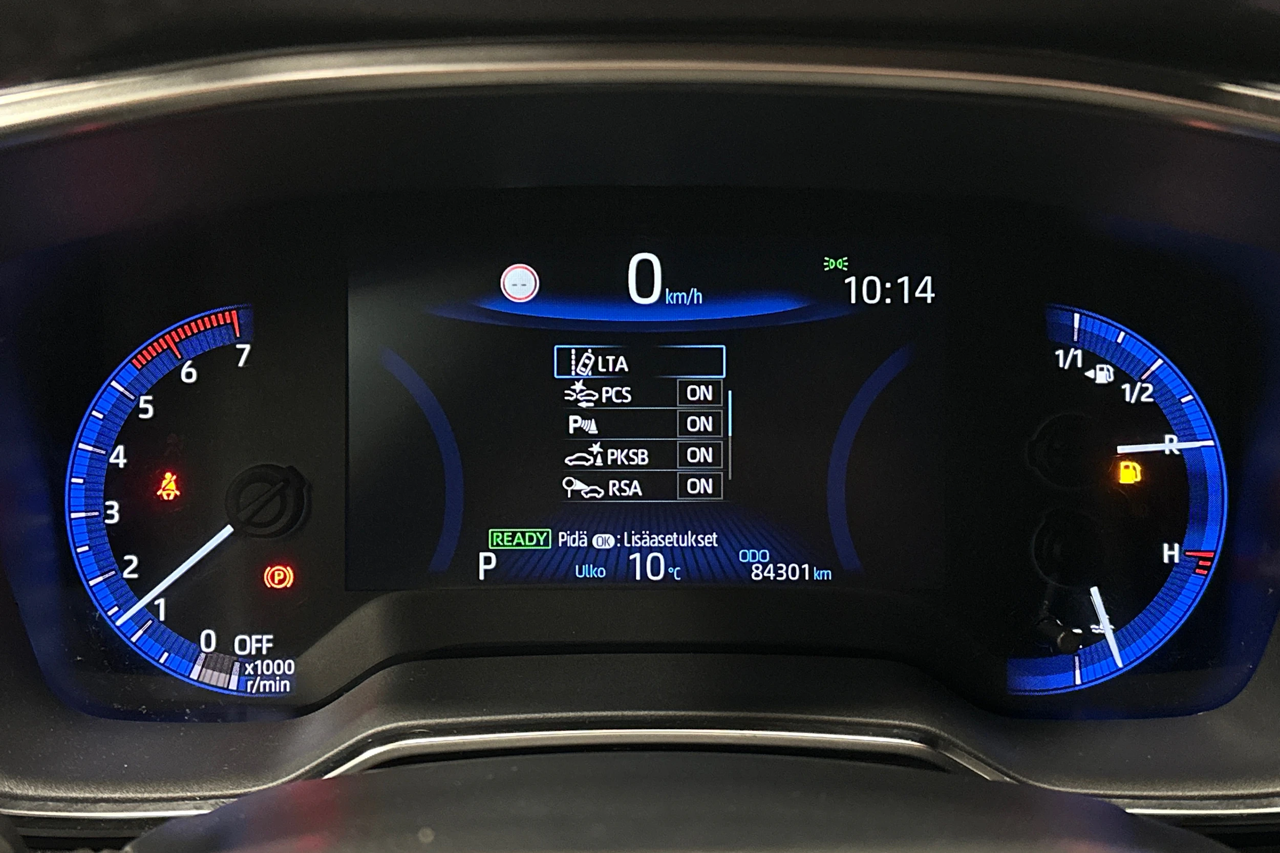 ruskea (beige) Toyota Corolla 2019 kuva 21.