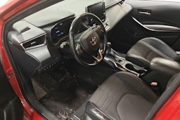 met. punainen Toyota Corolla 2019 kuva 3.