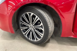 met. punainen Toyota Corolla 2019 kuva 13.