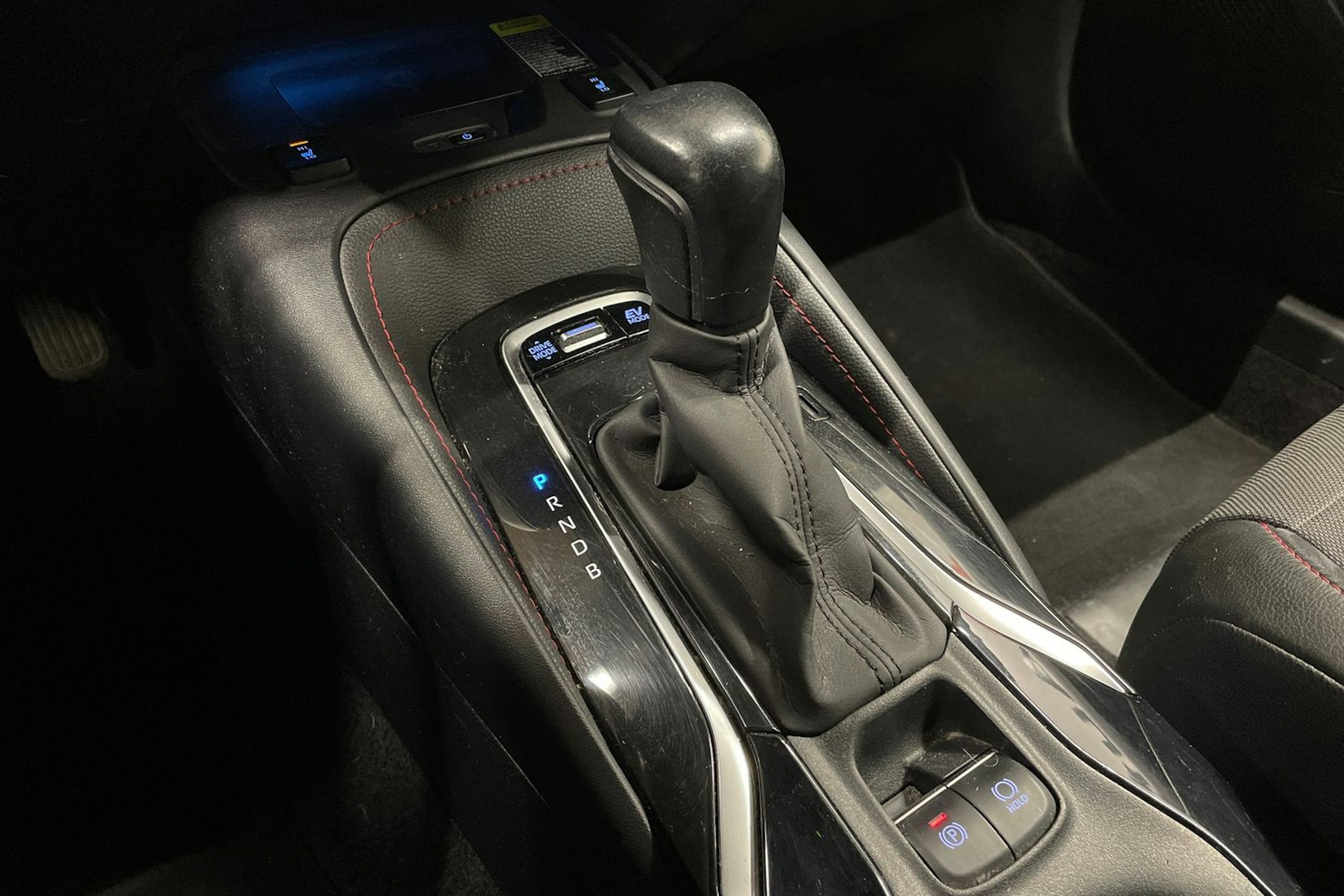 met. punainen Toyota Corolla 2019 kuva 21.