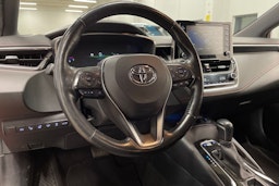 met. punainen Toyota Corolla 2019 kuva 25.