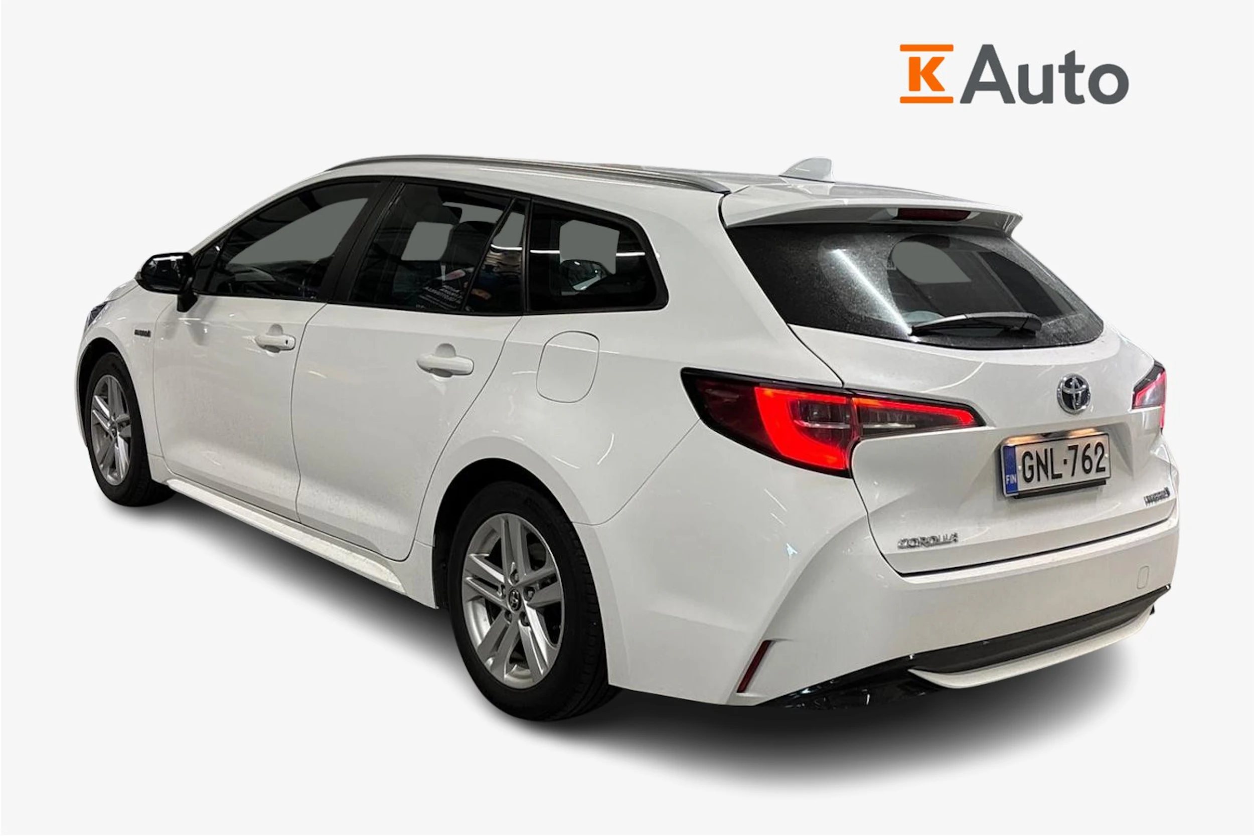 valkoinen Toyota Corolla 2019 kuva 2.