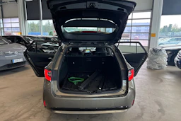 ruskea (beige) Toyota Corolla 2019 kuva 20.