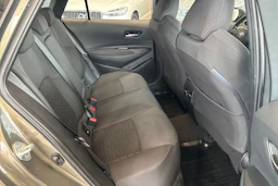 ruskea (beige) Toyota Corolla 2019 kuva 22.