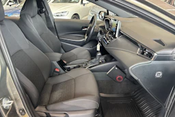 ruskea (beige) Toyota Corolla 2019 kuva 23.