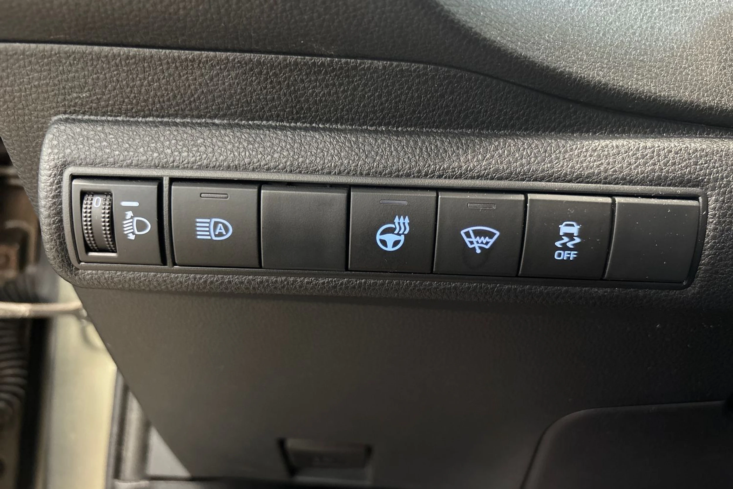 ruskea (beige) Toyota Corolla 2019 kuva 33.