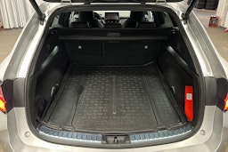 hopea Toyota Corolla 2019 kuva 14.